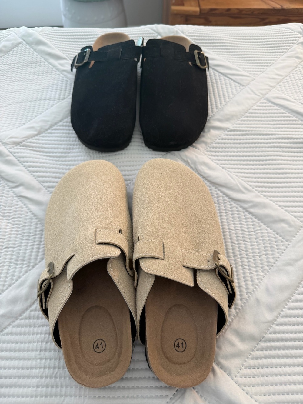 Set of 2 Suede Buckle Clog Mules in Black and Cream Sz 41 Like New - Picture 4 of 7